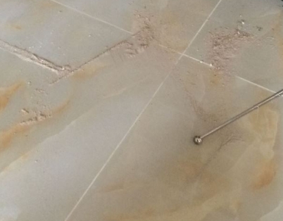 长治瓷砖空鼓维修公司分享粘合剂选择不当在瓷砖铺贴过程中可能导致以下问题